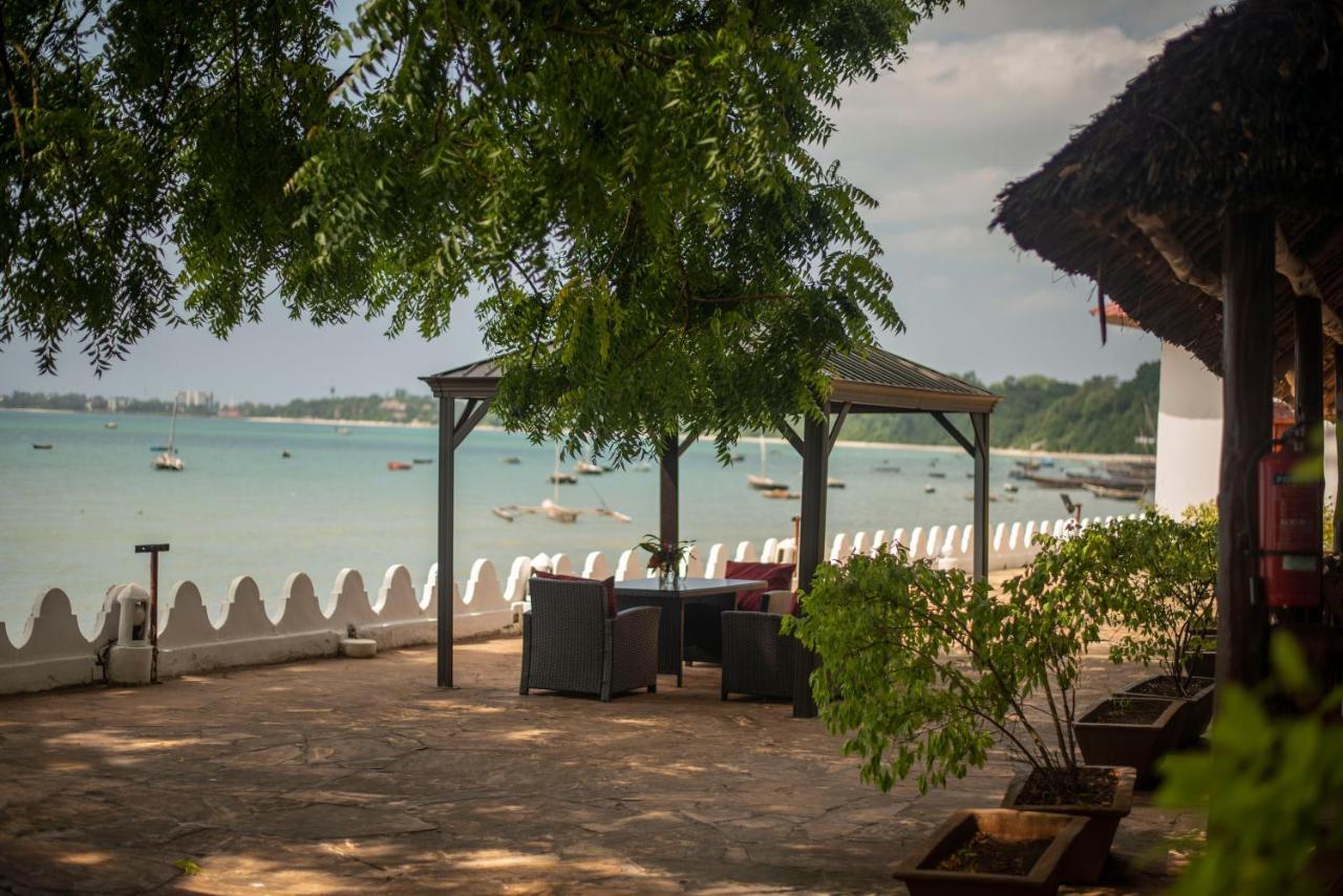 Sea View Beach Hotel Zanzibar Dış mekan fotoğraf