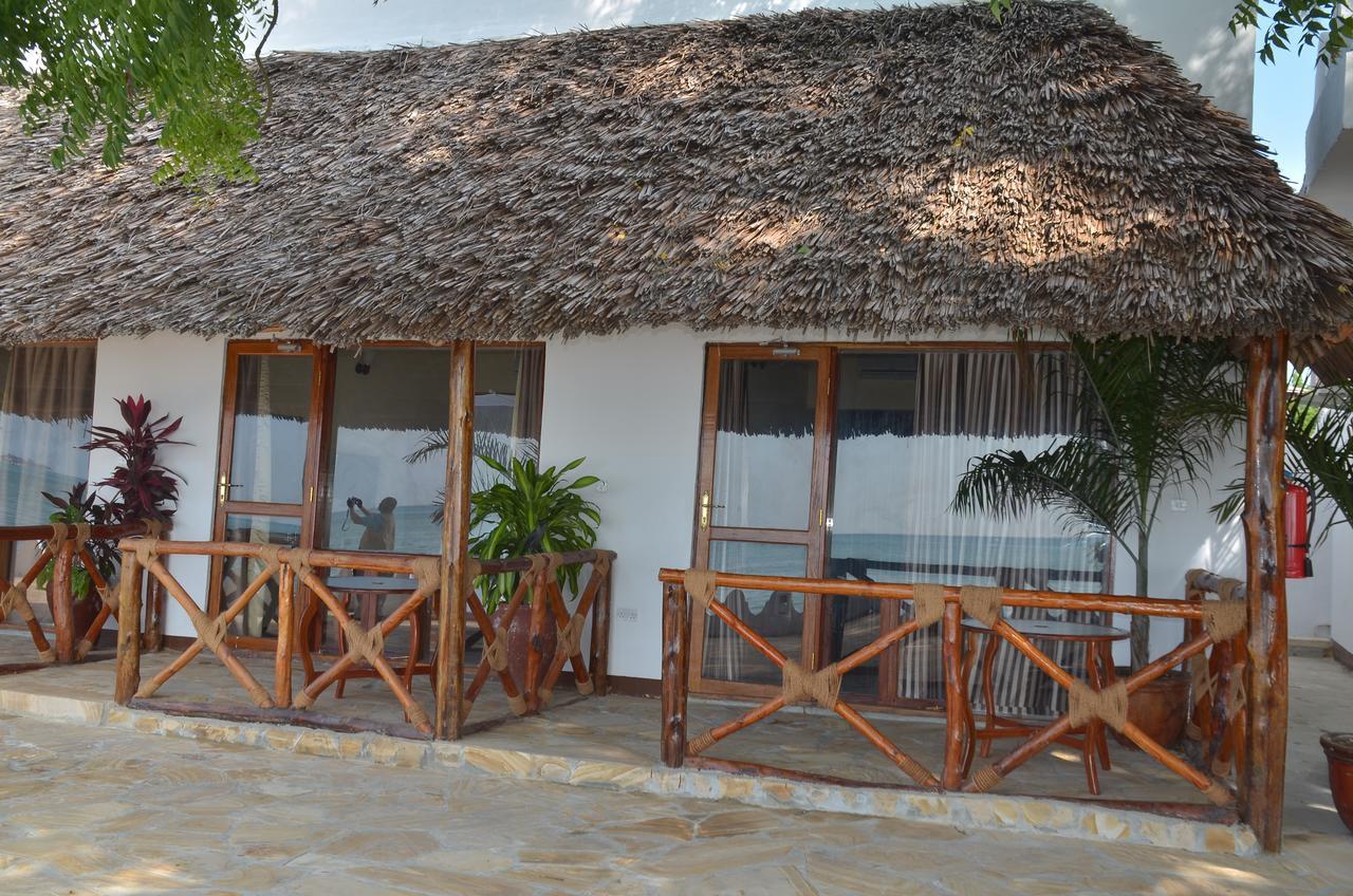 Sea View Beach Hotel Zanzibar Dış mekan fotoğraf